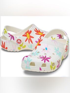 Classic Crafted Daisy Crocs sz: C6